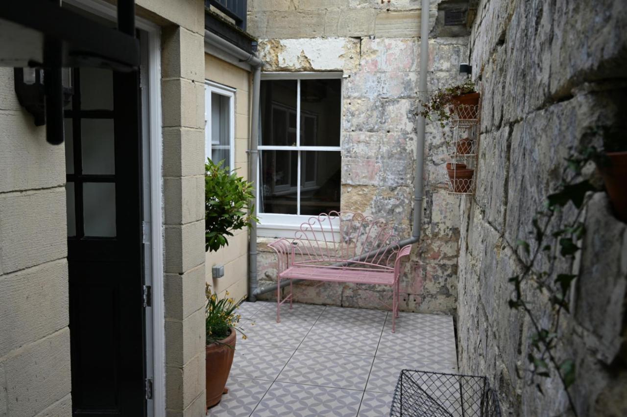 Charming Georgian Cottage With Private Sun Terrace Bath Exterior photo